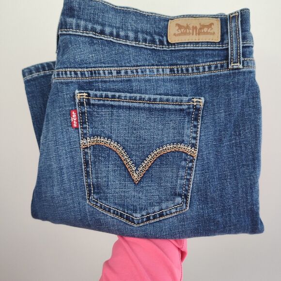 🔥🔥🔥Levi's 515 Boot Cut jeans, women's 10S, 30 x 30, dark wash blue denim - Picture 7 of 8